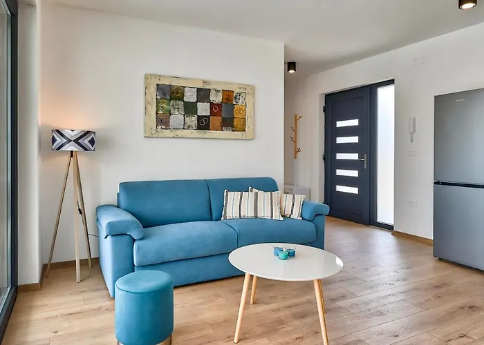 فيلة Little Mo Ližnjan